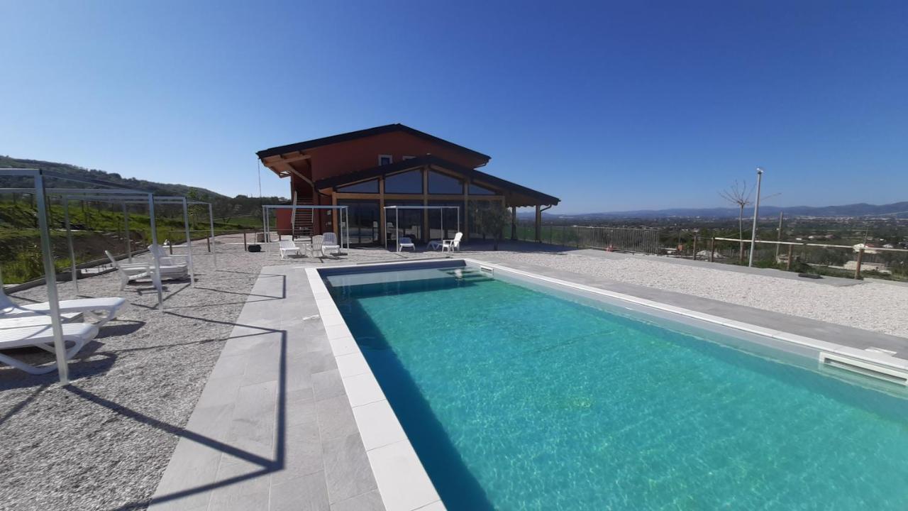 Agriturismo Incanto Della Natura 卡纳拉 外观 照片
