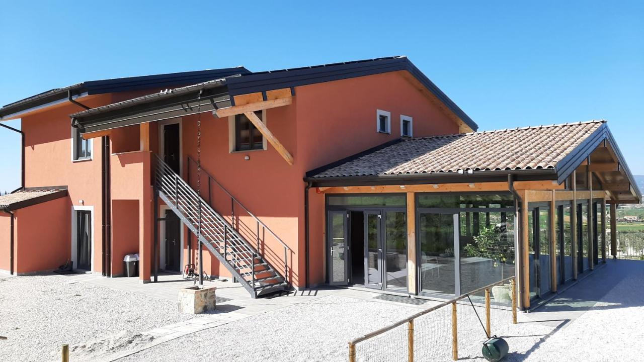 Agriturismo Incanto Della Natura 卡纳拉 外观 照片