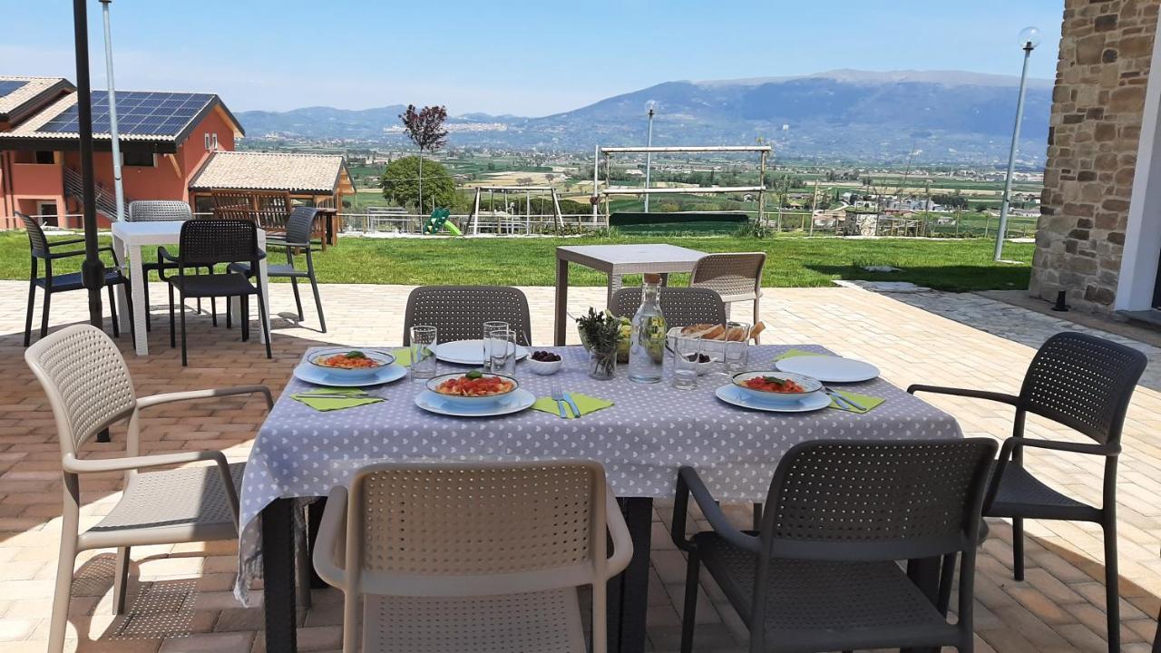 Agriturismo Incanto Della Natura 卡纳拉 外观 照片