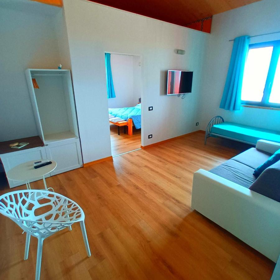 Agriturismo Incanto Della Natura 卡纳拉 外观 照片